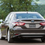 トヨタ・カムリ・ハイブリッド新型