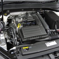 VW ゴルフ TSIハイライン 改良新型