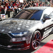アウディ A8 新型のプロトタイプ車両