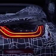BMW i8 ロードスター　ティザー動画