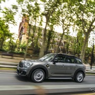 MINI クーパーS E クロスオーバー オール4