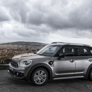 MINI クーパーS E クロスオーバー オール4