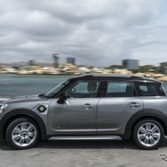 MINI クーパーS E クロスオーバー オール4