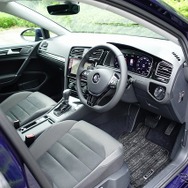 VW ゴルフ TSIハイライン 改良新型