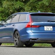 ボルボ V90 Rデザイン