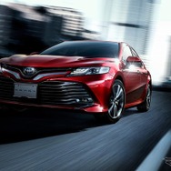 トヨタ カムリ G レザーパッケージエモーショナルレッド
