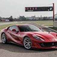 フェラーリ 812スーパーファスト