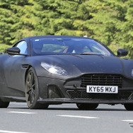 アストンマーティン DB11 S スクープ写真