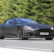 アストンマーティン DB11 S スクープ写真