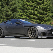 アストンマーティン DB11 S スクープ写真