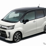 ダイハツ ムーヴカスタムブラックマイカメタリック×パールホワイトIII