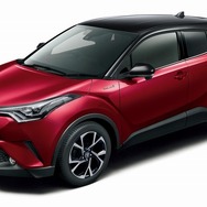 トヨタ C-HR G（ブラック×センシュアルレッドマイカ）＜オプション装着車＞