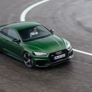 アウディ RS5クーペ