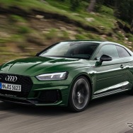 アウディ RS5クーペ