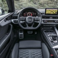 アウディ RS5クーペ