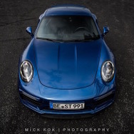 ポルシェ　911 ターボS BLUE ARROW
