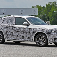 BMW X4 M スクープ写真
