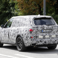 BMW X7 スクープ写真