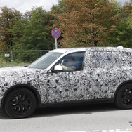 BMW X7 スクープ写真