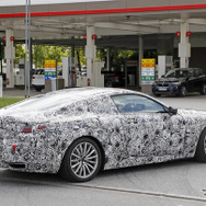 BMW 8シリーズ　スクープ写真