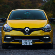 ルノー ルーテシア RS トロフィー