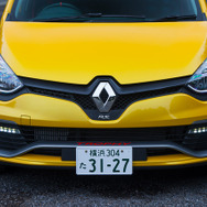 ルノー ルーテシア RS トロフィー