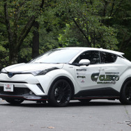 ブリッド STREAMS タフレザーモデルを、トヨタ C-HR（キャロッセ仕様）