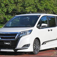 エスクァイア TRDパーツ装着車