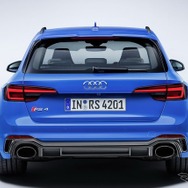 アウディ RS4 アバント 新型