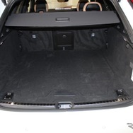 ボルボ V90 T8 インスクリプション