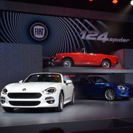 新型 フィアット124 スパイダー（ロサンゼルスモーターショー15）
