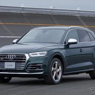 アウディSQ5