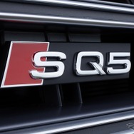 アウディSQ5