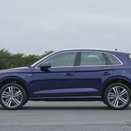 アウディ Q5 1stエディション