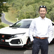 ホンダ シビックタイプRと桂伸一氏