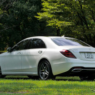 メルセデスベンツ S560