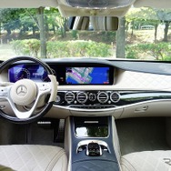メルセデスベンツ S560