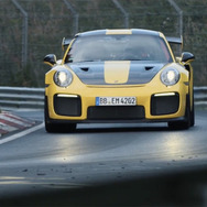 911 GT2 RS ニュル最速動画