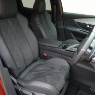 プジョー 3008 GT BlueHDi