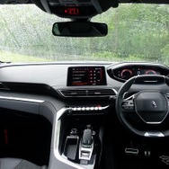 プジョー 3008 GTライン