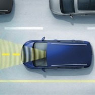 VW ゴルフ トゥーラン TSI コンフォートライン テックエディション2渋滞時追従支援システム“Traffic Assist