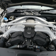 アストンマーティン DB9 GT