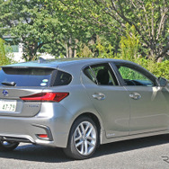 レクサス CT200h バージョンL