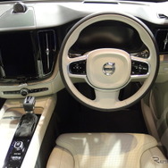 ボルボ XC60