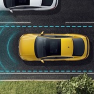 VW アルテオン渋滞時追従支援システム“Traffic Assist