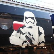 南海電鉄特急ラピート特別仕様車「スター・ウォーズ／フォースの覚醒」号