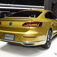 VWアルテオンRライン・アドバンス（東京モーターショー2017）