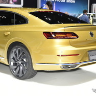 VWアルテオンRライン・アドバンス（東京モーターショー2017）
