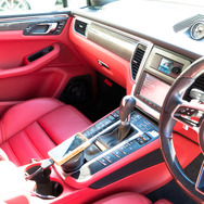 アンティフォン・デモカー「PORSCHE Macan」