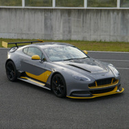アストンマーティン ヴァンテージ GT12